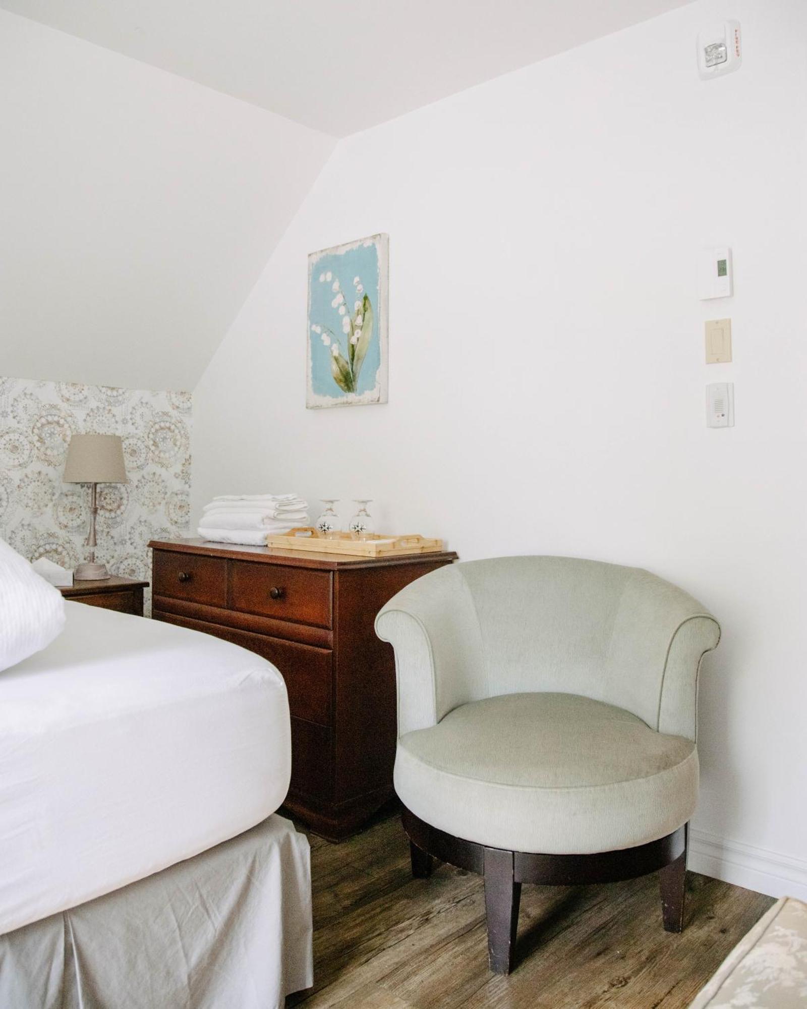 Auberge Sutton Brouerie Room photo