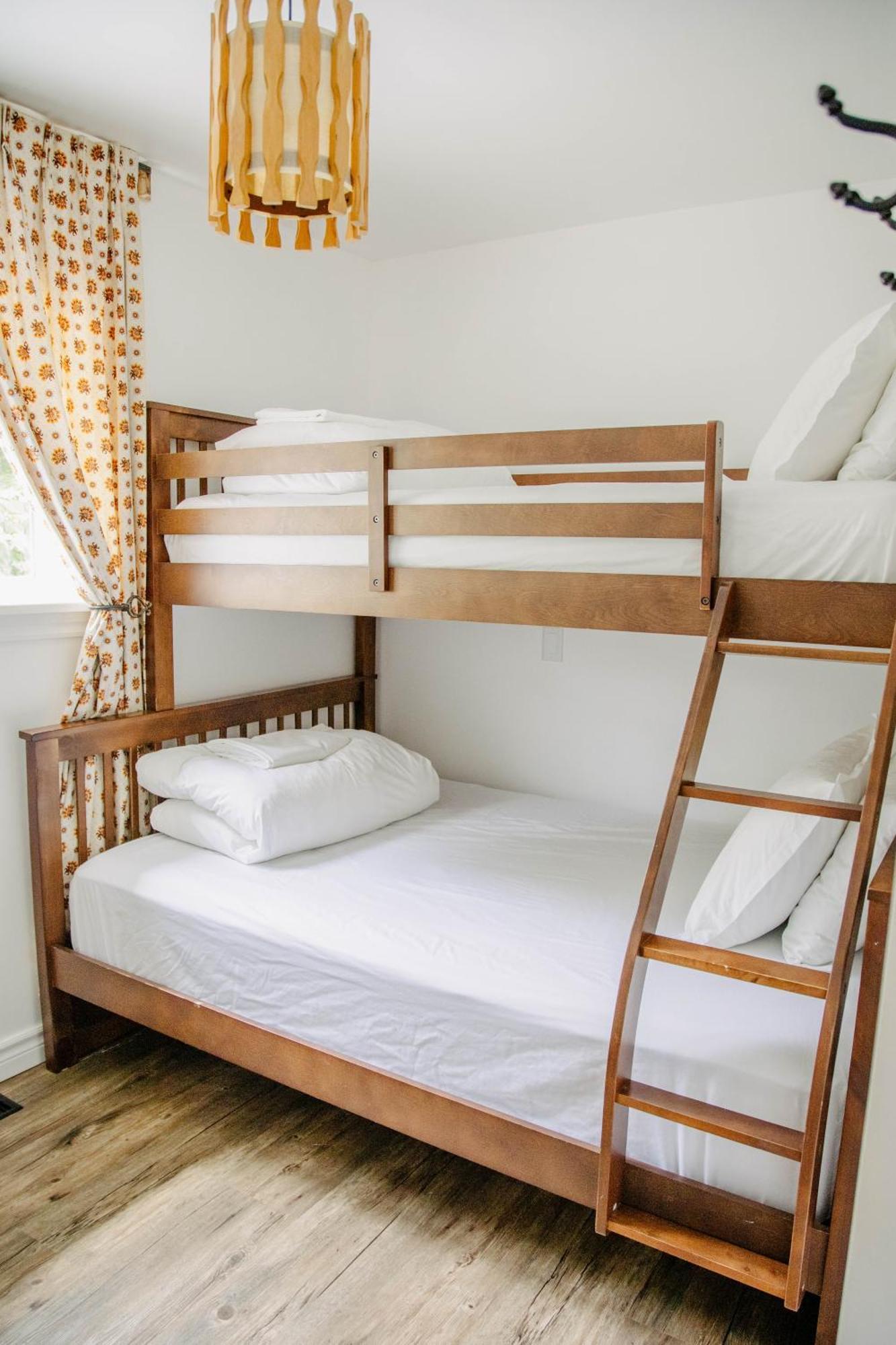 Auberge Sutton Brouerie Room photo